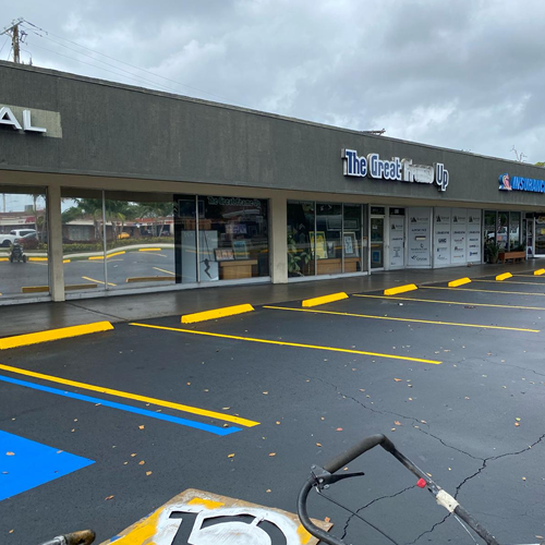 Harold Matos Construction LLC: Asphalt for Driveways, Parking Lots, Sealer & Pavement